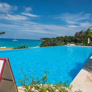  Apartment Luxury Oceanview 2 Br/2.5 Ba